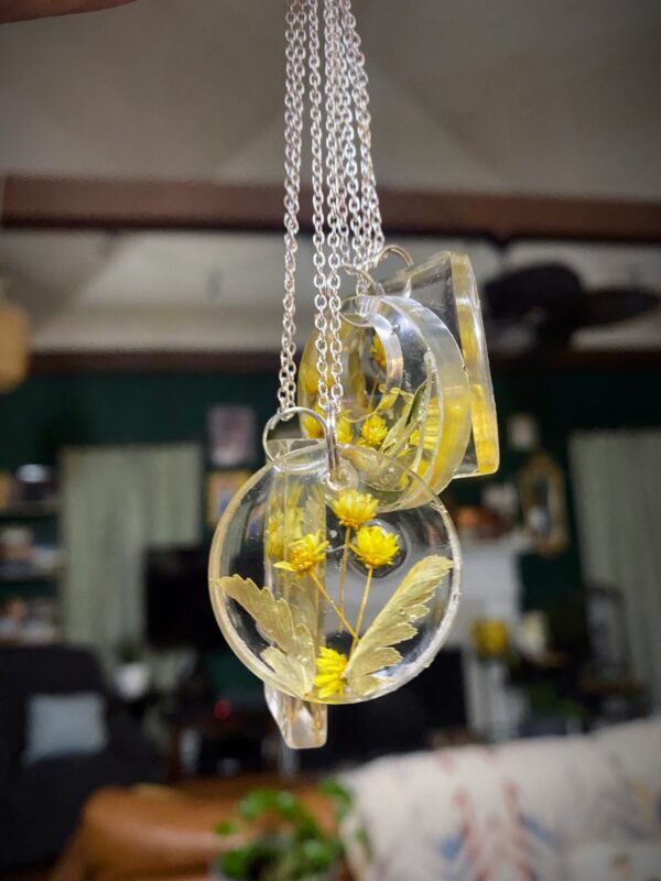Jewelry with Your Flowers Preserved Inside